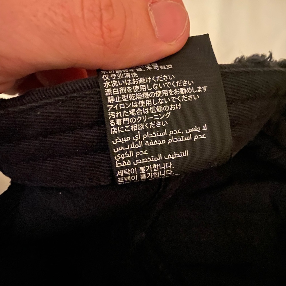 Rare Balenciaga Piercing Hat - Picture 6 of 9